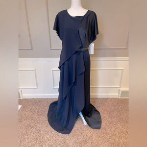 Daymor Couture NWT sz 12 0366 Navy Parisian Formal layered evening gown long
